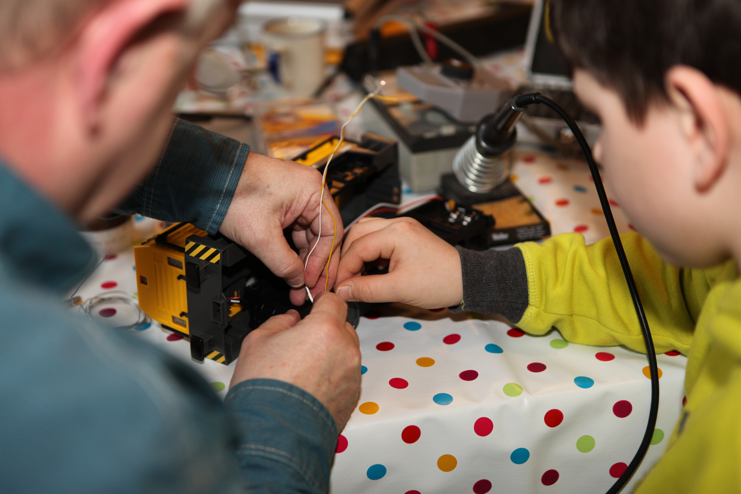 2015_02_07_DRK-HH_Repair-Cafe-SeniorentreffSasel_FotosGPannhausen