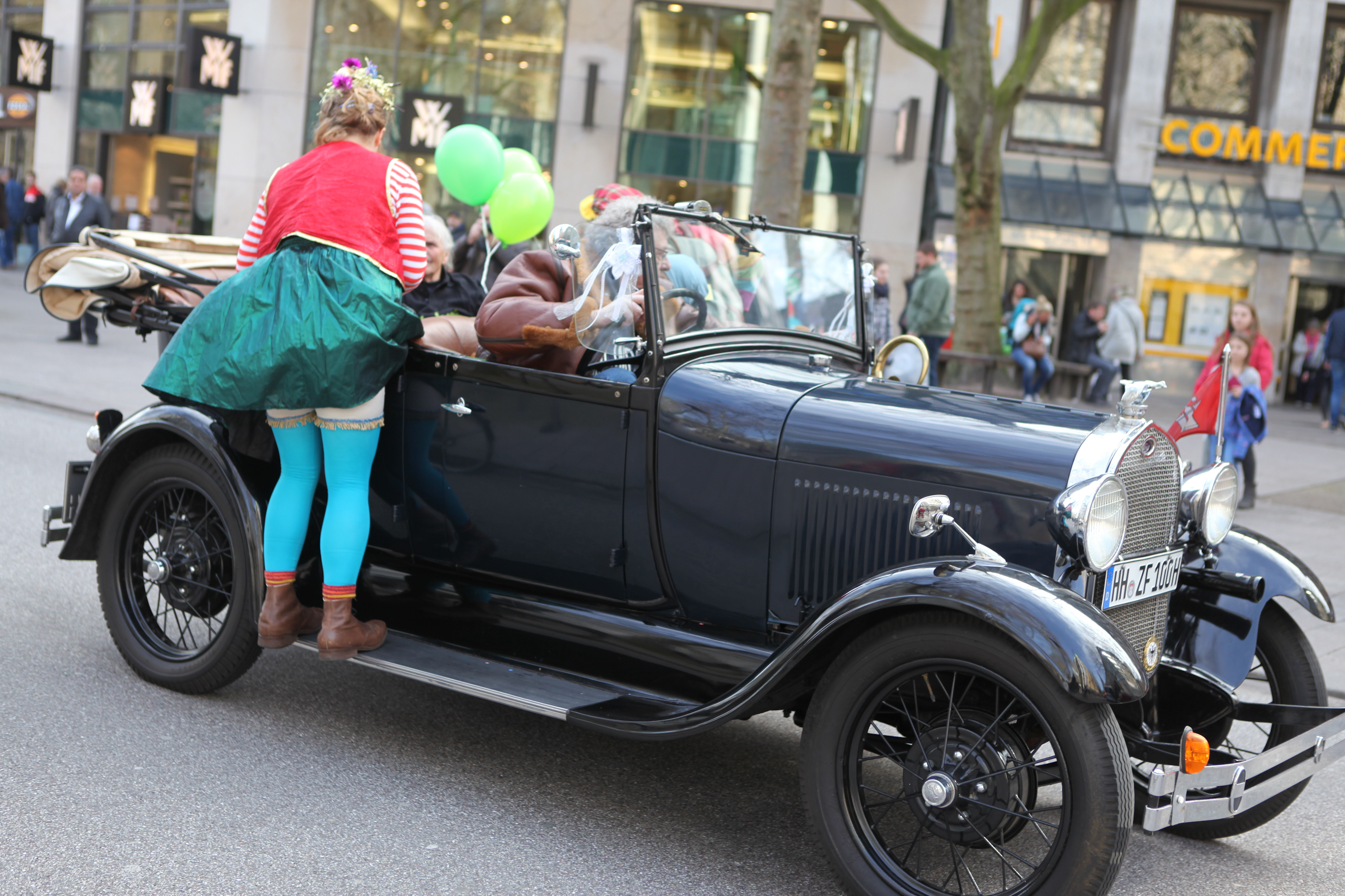 2016_04_02_KONFETTI-Parade