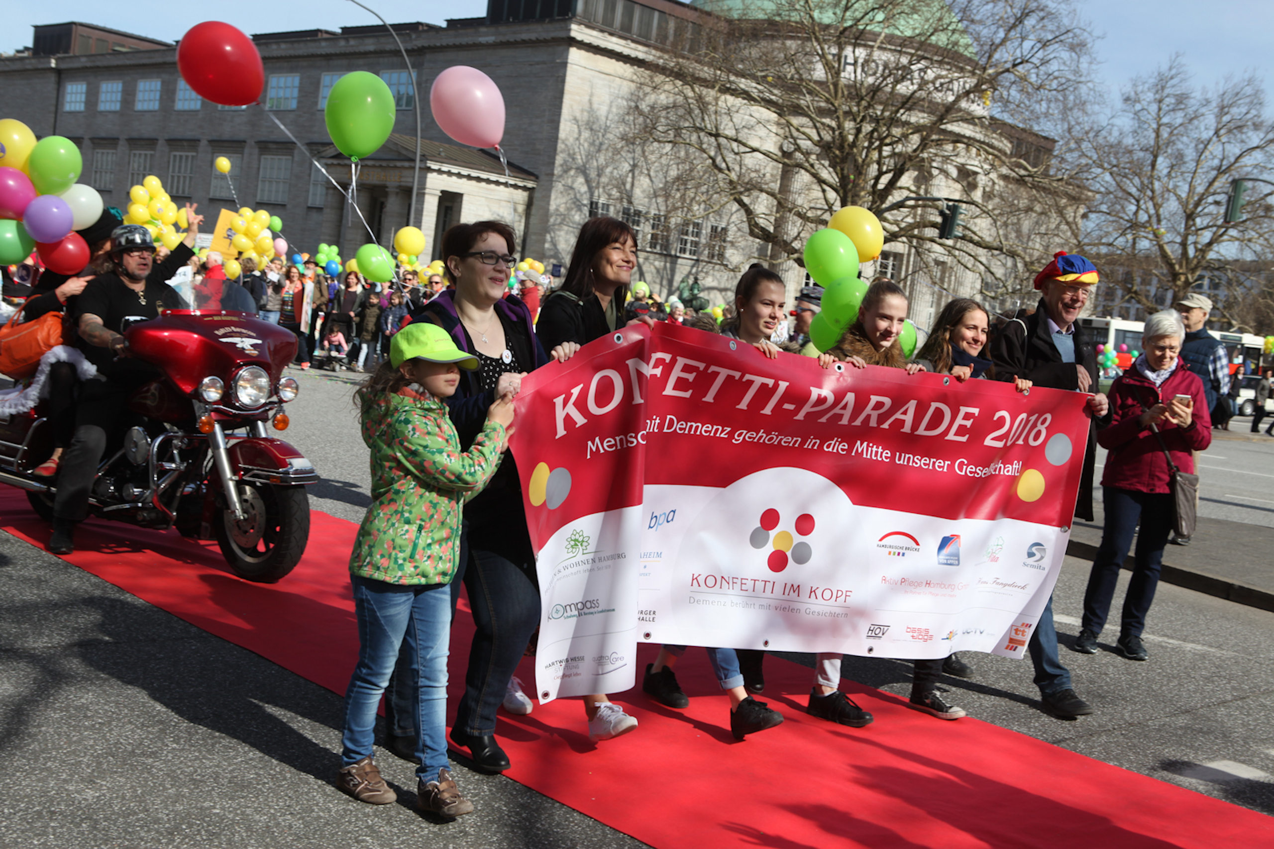 2018_04_07_KONFETTI-Parade